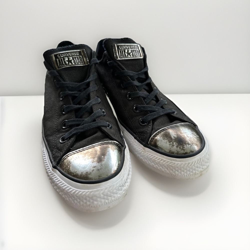 Converse All Star Metallic Toe Sneakers Black Shoes Woman's 9.5 Rare‎